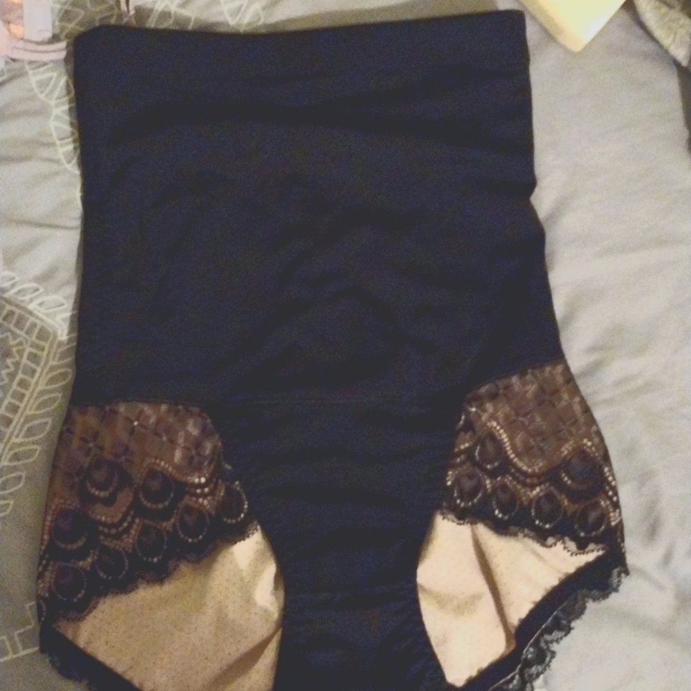 Invisible body shaper tummy control panty
